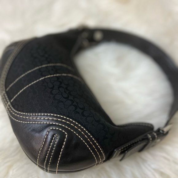 Vintage Coach Signature Logo Shoulder Bag, #2154 - Picture 3 of 13